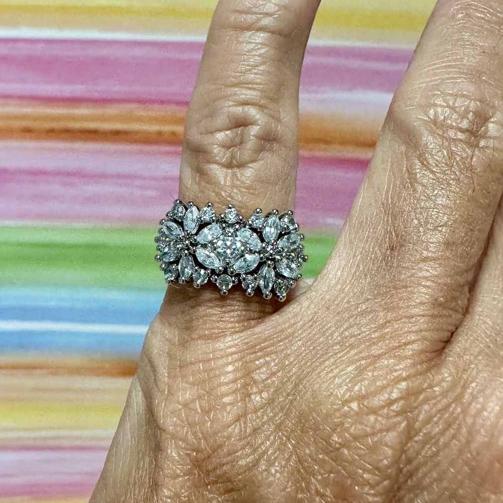 Crystal & rhinestone ring